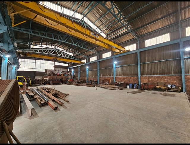 2,229M² FACTORY FOR SALE IN ANDERBOLT